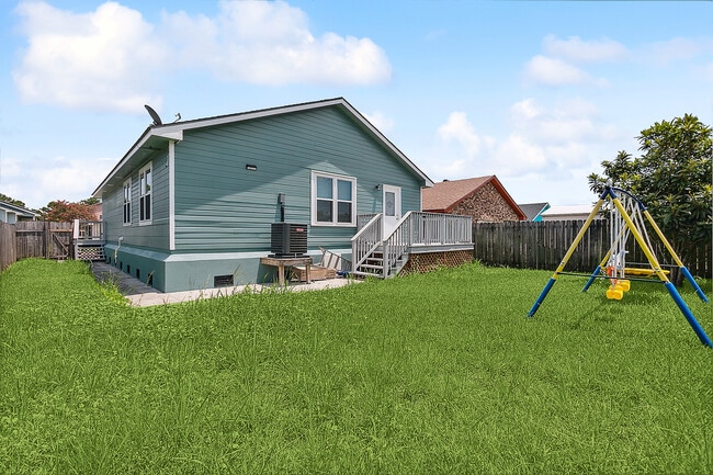 Building Photo - 1807 W Homestead Dr