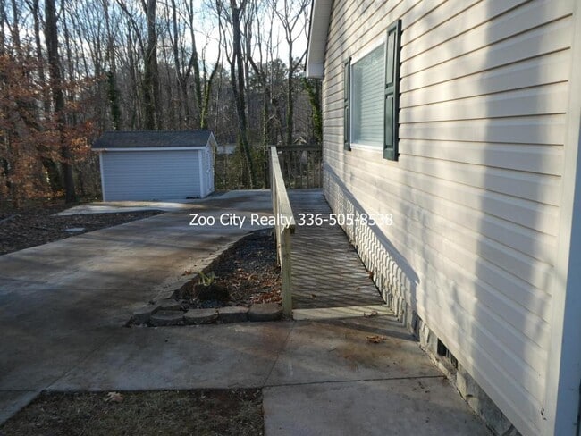 Building Photo - 1229 Appaloosa Trail