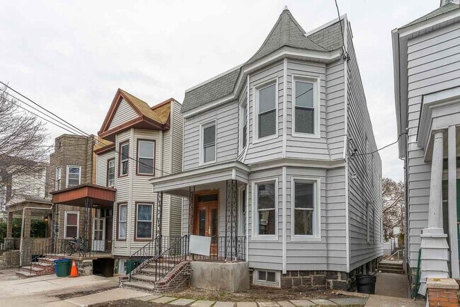 Foto del edificio - 126 75th St