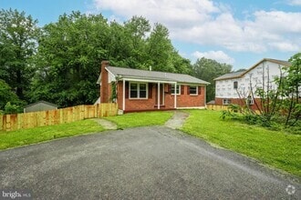 Building Photo - 3391 Bristol Ct