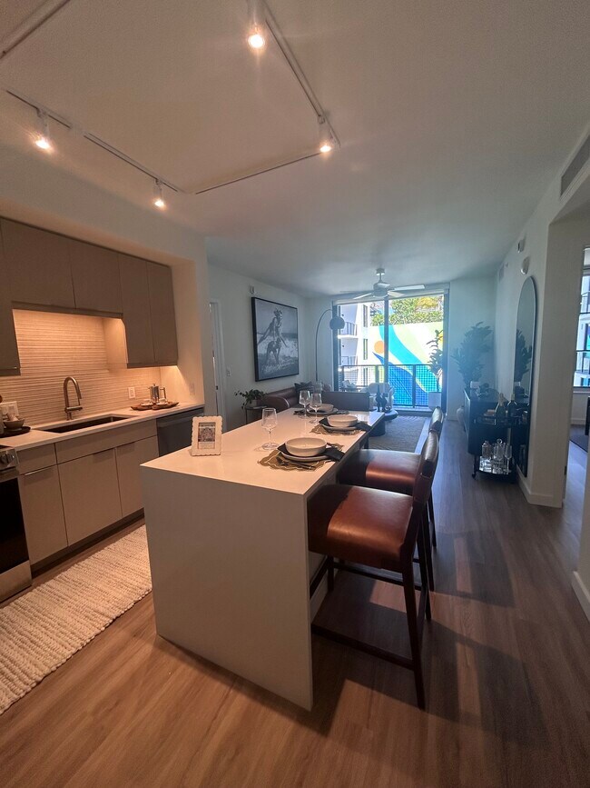 Foto del edificio - 223 NE 27th St