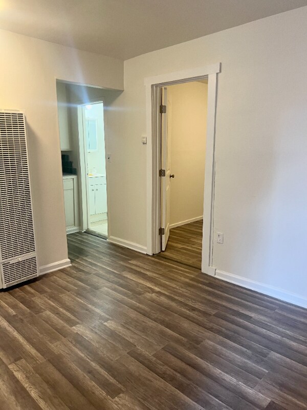 306 Ruby St, Redondo Beach, CA 90277 Room for Rent in Redondo Beach