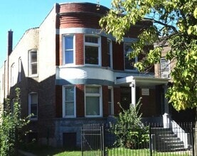 Building Photo - 7618 S Emerald Ave