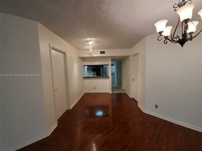 Foto del edificio - 10451 W Broward Blvd