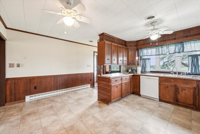 Foto del edificio - 3BD/2BA Rancher on 1 acre in Parkesburg!