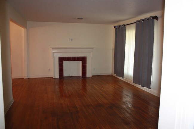 Foto del edificio - 2214 S Fannin St