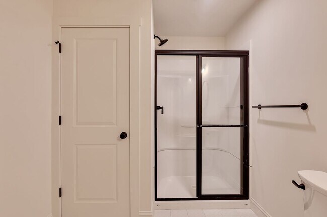 Foto del edificio - 36 Pawling Ave