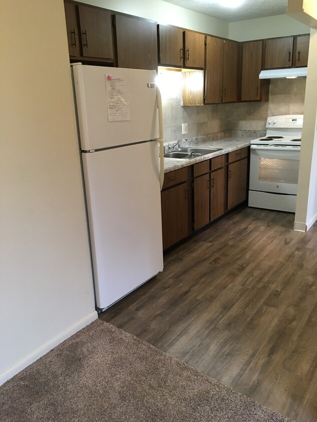 211 Tower Dr Unit 1br, New Vienna, OH 45159 Apartments in New Vienna