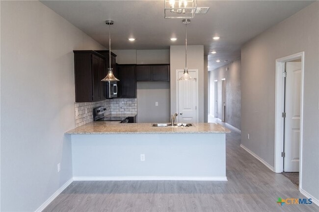 Building Photo - 227 Grn Valley Dr