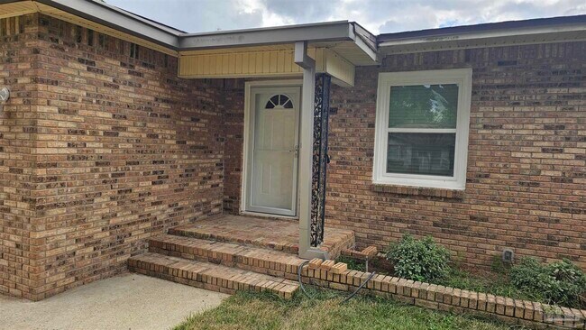 Foto del edificio - 1611 E Baars St