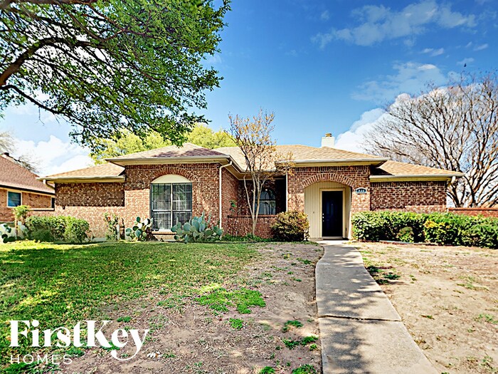 Primary Photo - 936 Bluffview Dr