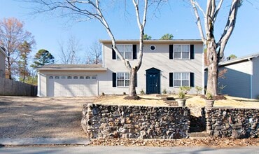 Building Photo - 1804 Martha Dr