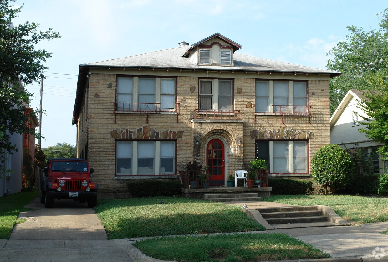 Primary Photo - 4226 Wycliff Ave