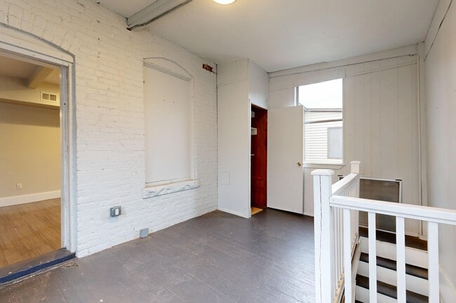 Foto del edificio - 145 Cottage St