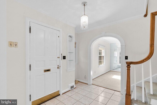 Foto del edificio - 1335 Holly St NW