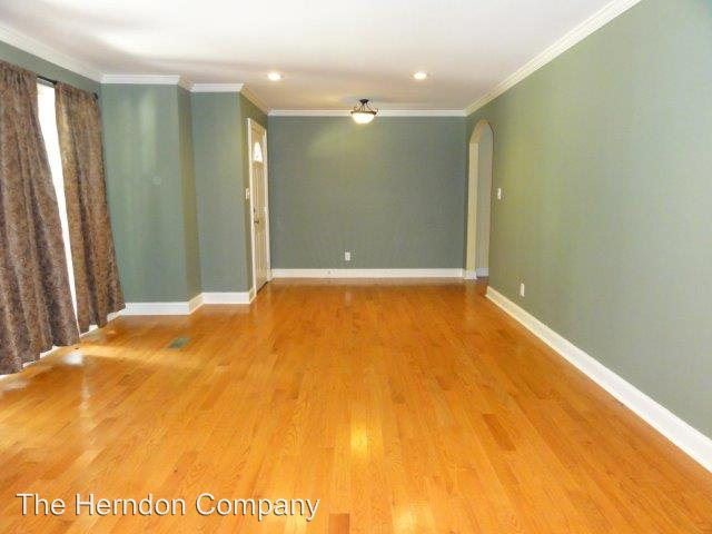 Foto del edificio - 3 br, 2 bath House - 2416 Meadowbrook Drive