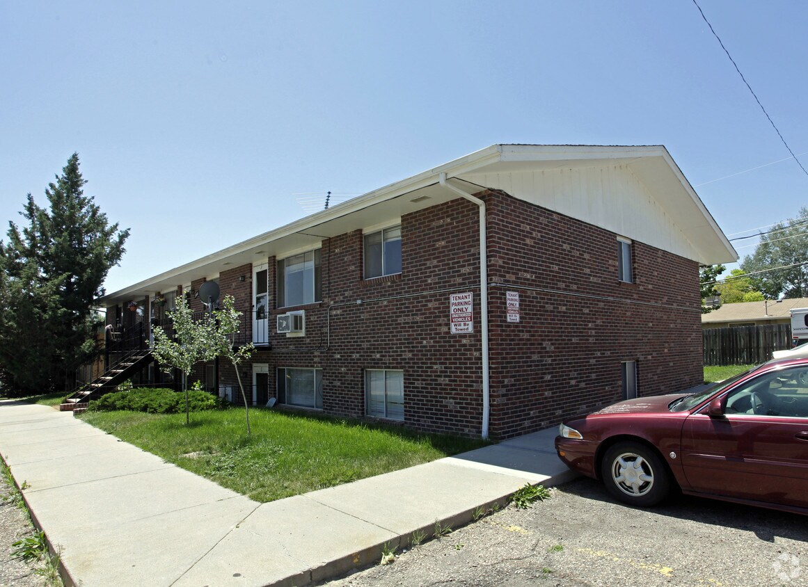 Building Photo - 3011 Denver St