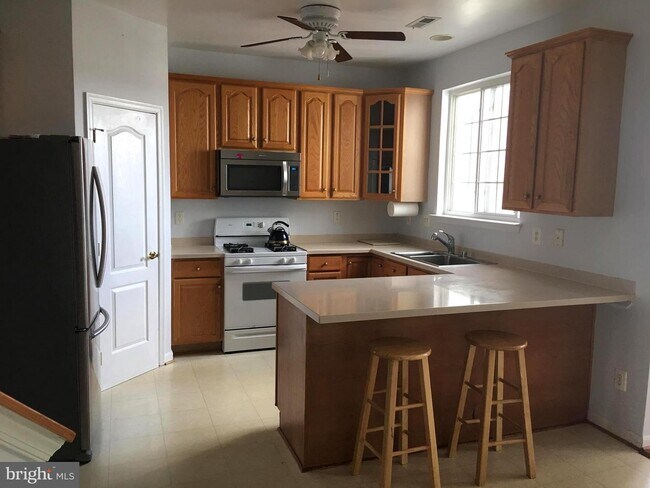 Foto del edificio - 1952 Glenroths Dr