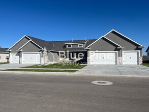 Building Photo - 6360 Ender Ln