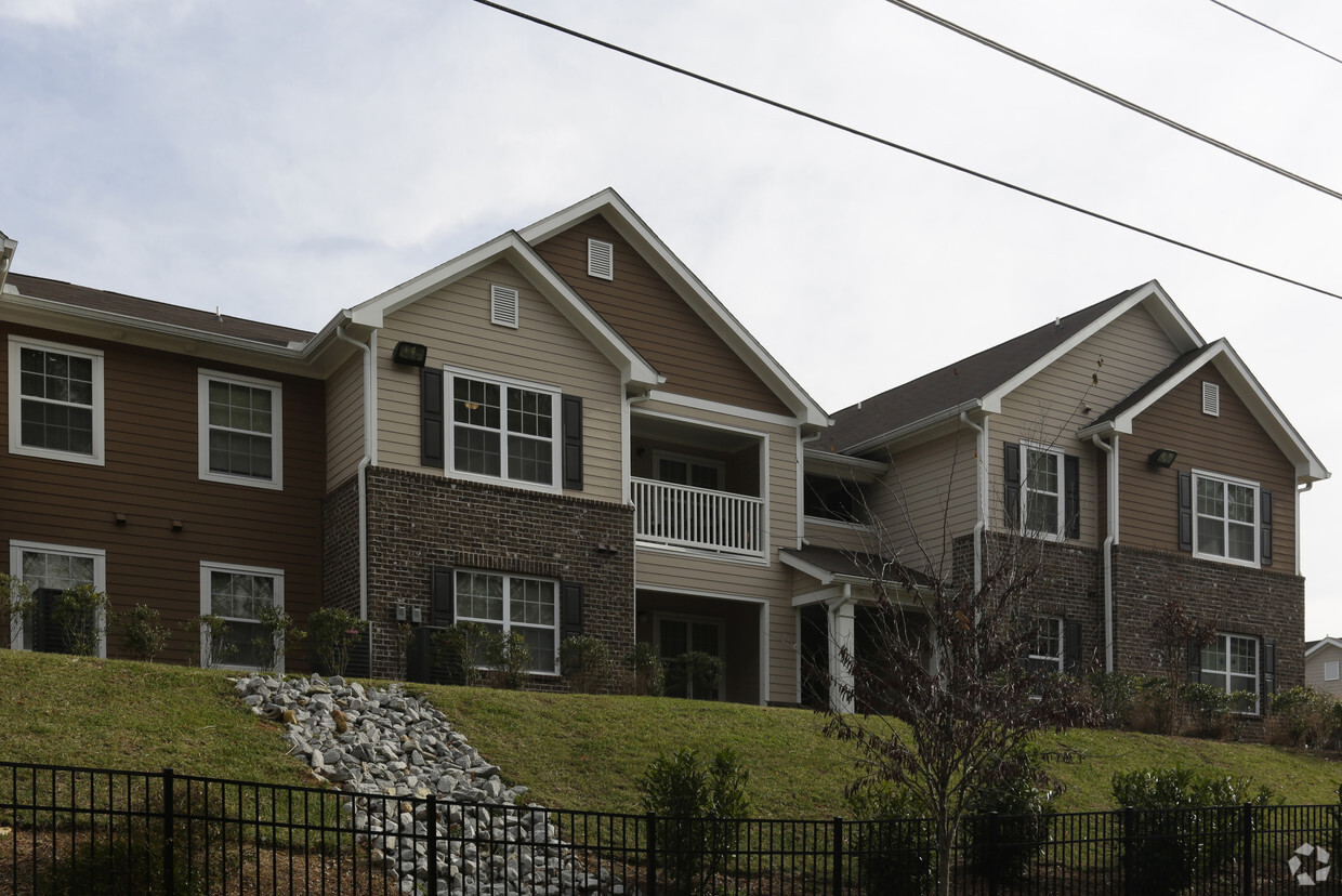 Exterior - Alton Place Apartments