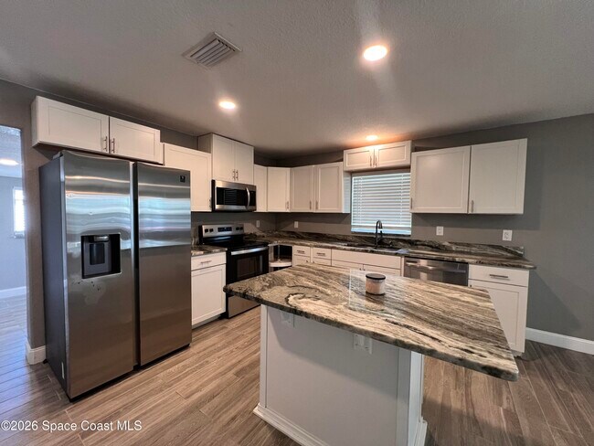 Foto del edificio - 741 Frisco St SE