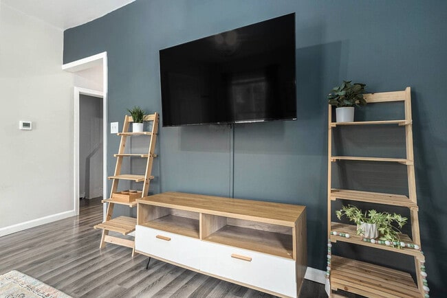 Foto del edificio - 415 6th St NW