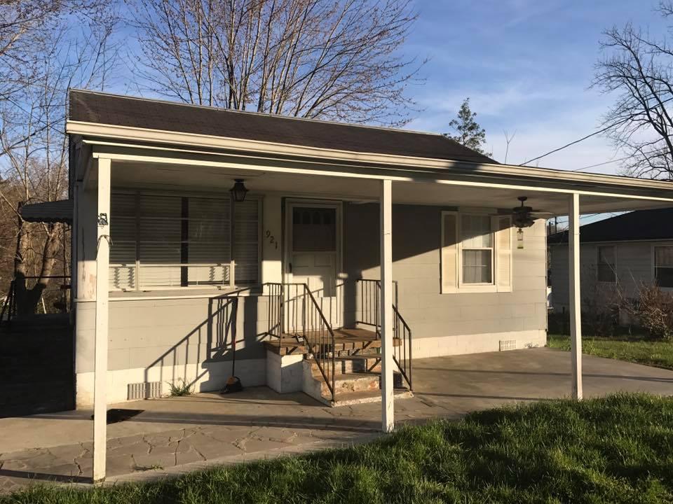 Foto principal - 912 W Walden St