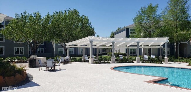 Building Photo - 3 br, 2 bath Condo - 901 FM 517 W Flat  2 ...