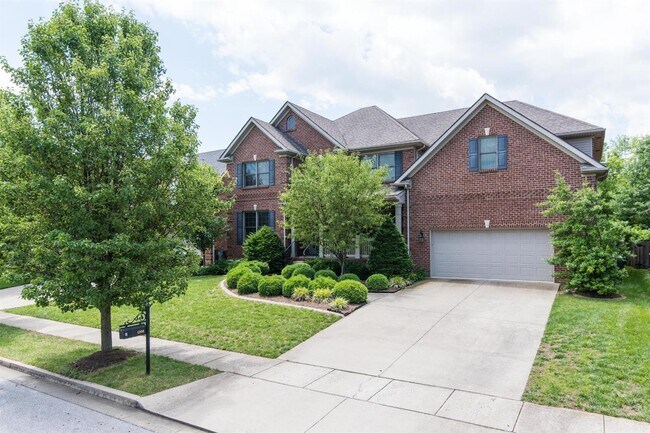 Building Photo - 1208 Raeford Ln