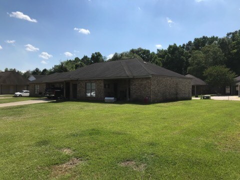 Foto del edificio - 1312 Harwich Dr