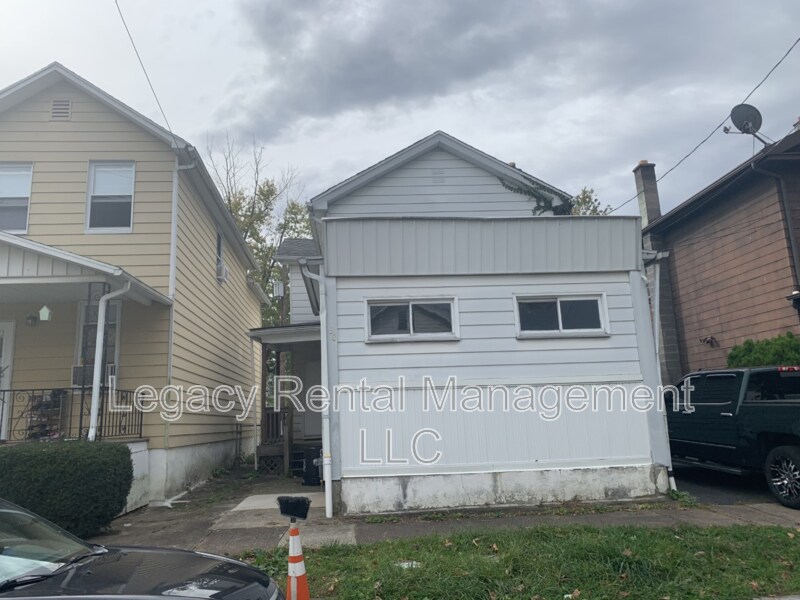 Primary Photo - 30 Susquehanna St