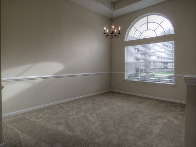 Foto del edificio - 6327 Witherington Lake Ct