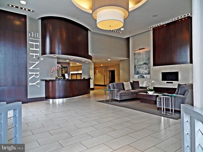 Foto del edificio - 525 N Fayette St