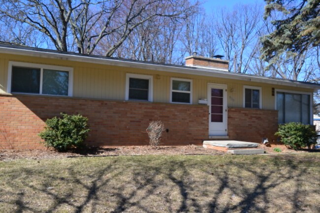 Foto del edificio - 930 Sherwood St