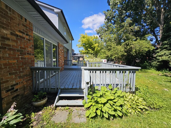 Building Photo - 44180 Richmond Ct