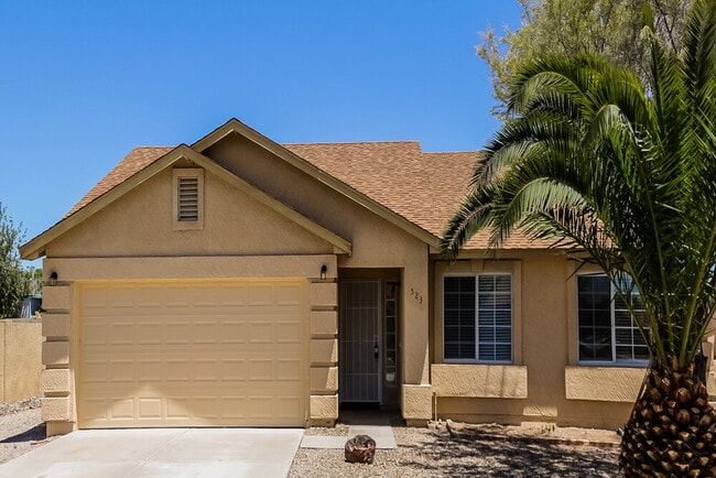 Building Photo - 523 N Bailey Cir