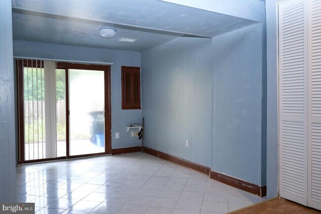 Foto del edificio - 13315 Schwenger Pl