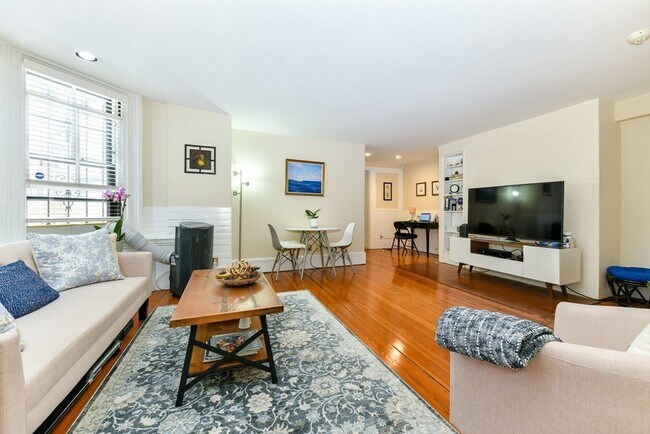 Foto del edificio - 56 Beacon St