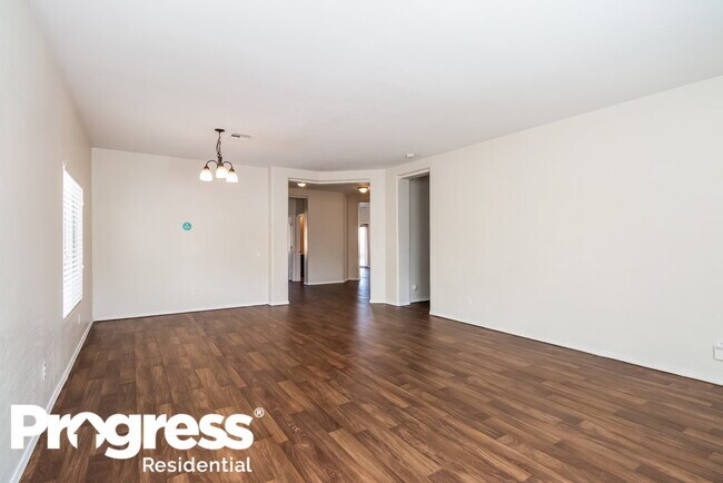 Building Photo - 5202 W Apollo Rd