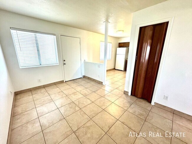 Building Photo - 111 N Phyllis-202