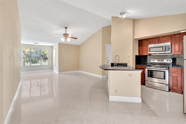 Building Photo - 3340 Pinewalk Dr N