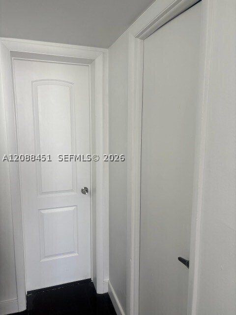 Foto del edificio - 488 NW 165th St
