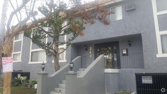 Building Photo - 240 W Verdugo Ave