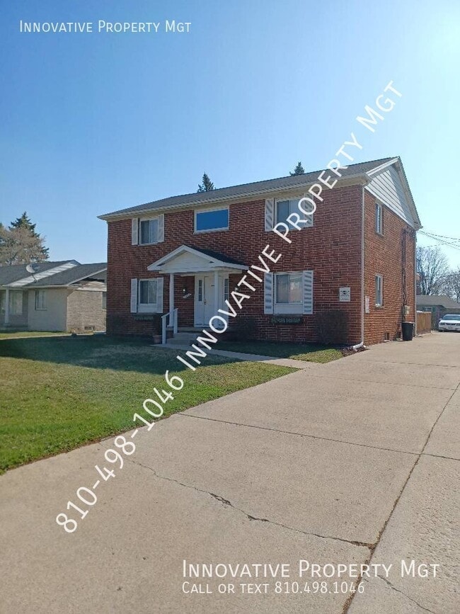 Building Photo - 3462 Ridgecliffe Dr