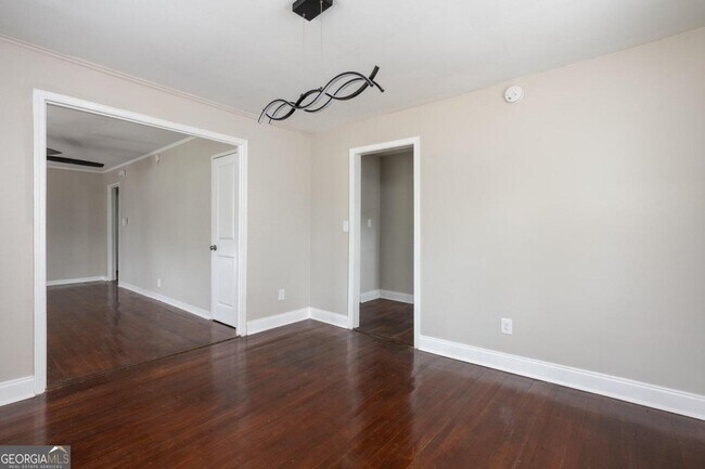 Foto del edificio - 1854 Broadwell St SW