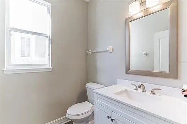 Foto del edificio - Welcome to this beautiful 3-bedroom, 2.5-bath home in the highly desirable Harmony community