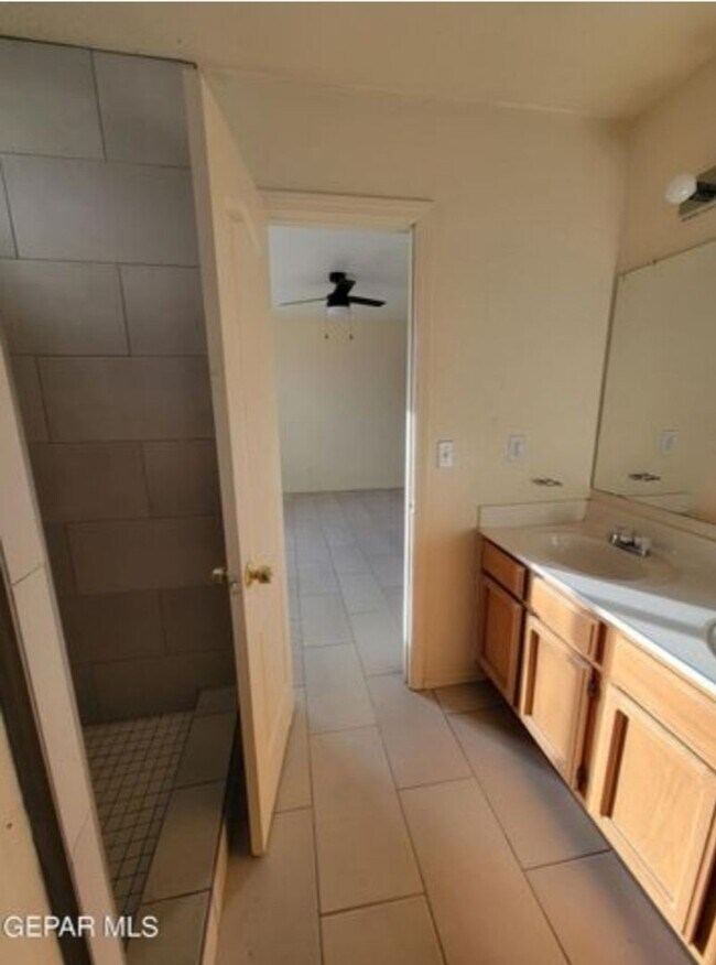 Foto del edificio - 12492 Wendy Reed Dr