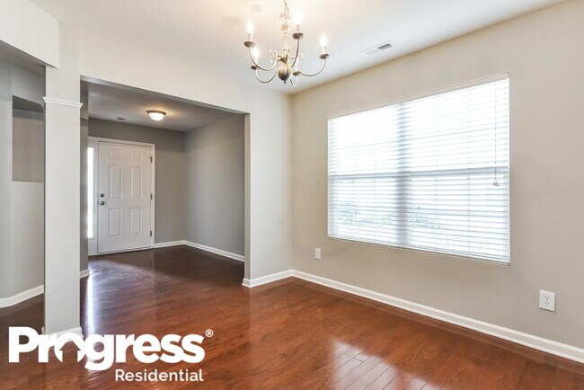 1021 Lombar St - 4