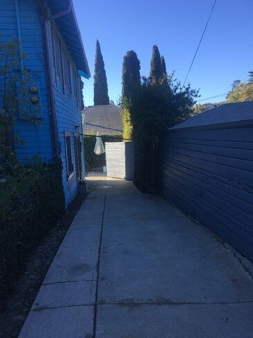 Foto del edificio - 2284 Cove Ave