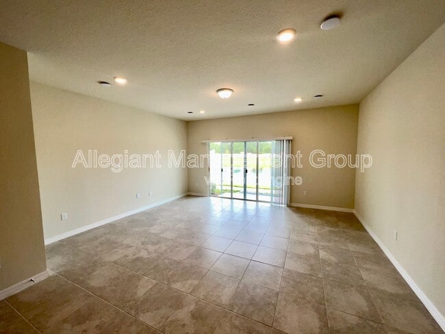 Foto del edificio - 2600 Bright Jewel St